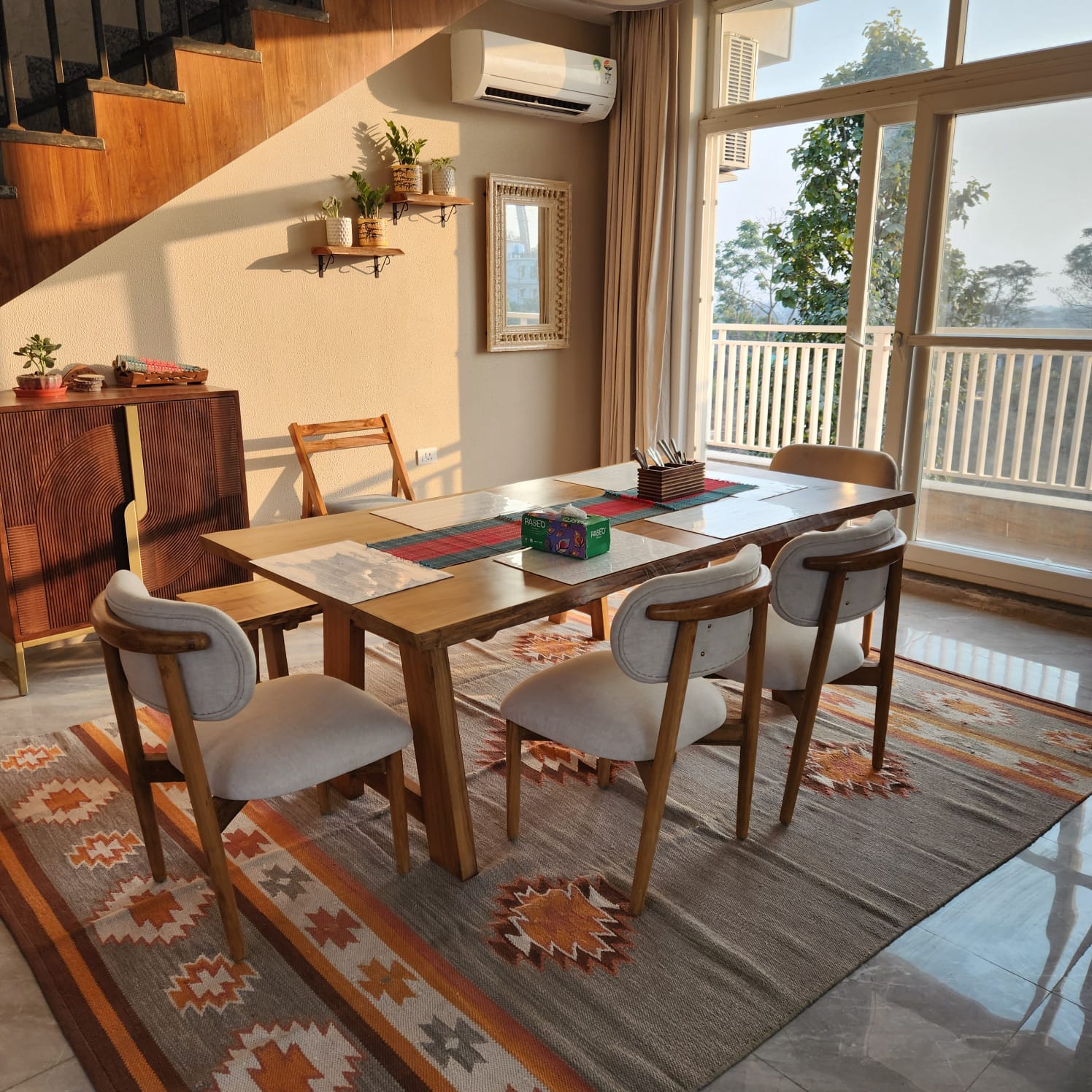 Solid Wood vs Engineered Wood Furniture – Complete Comparison (2026 Guide)